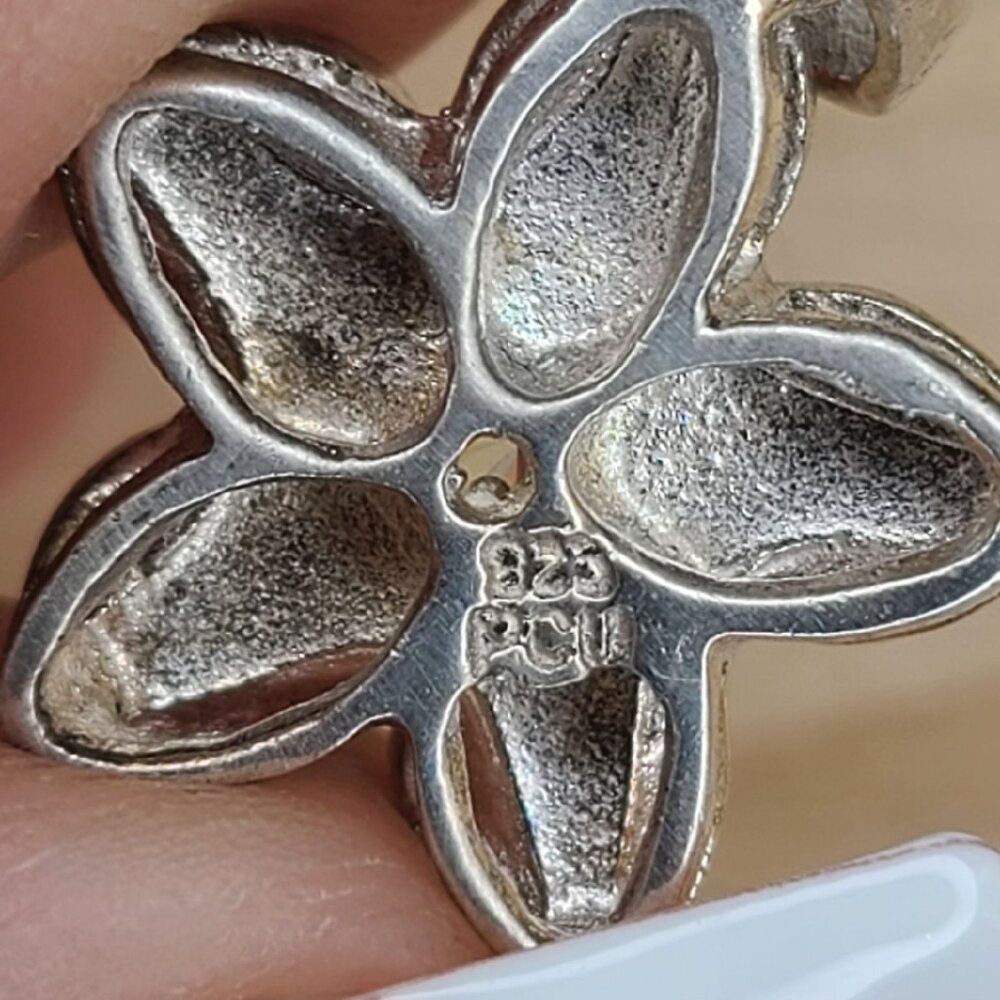 Vintage Sterling Silver Flower Pendant With Clear Rhinestone Accent .75" - Picture 4 of 8